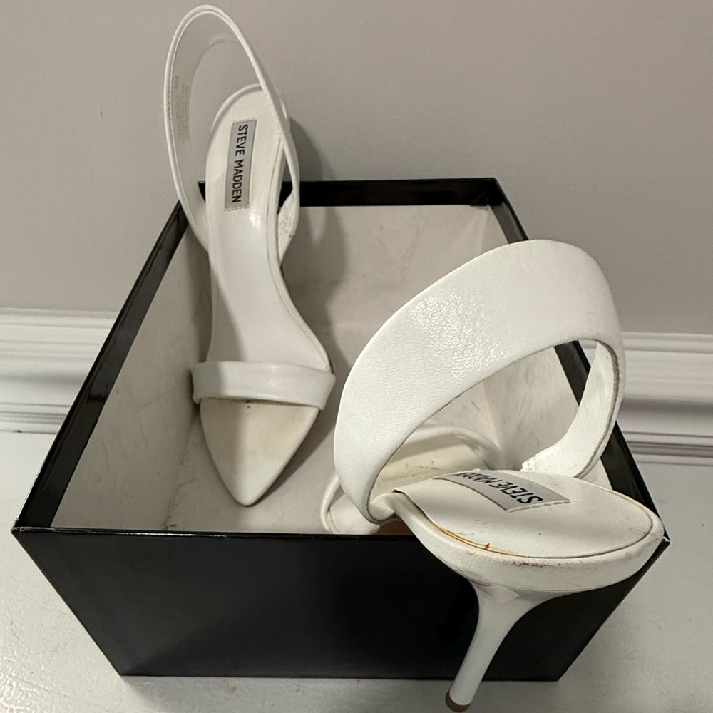Steve Madden White Sculptural Slingback Heels